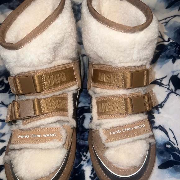 Exclusive feng uggs - Picture 3 of 6